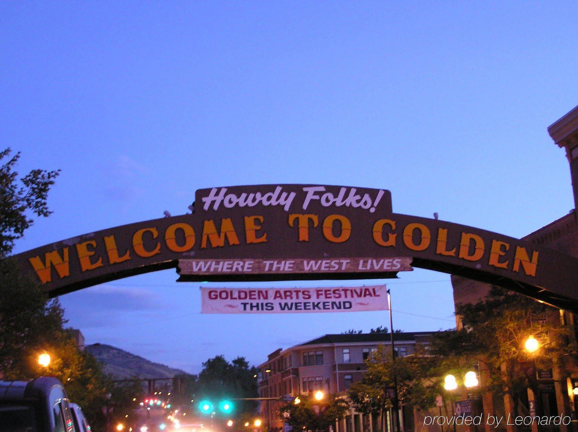 Holiday Inn Express & Suites Golden By Ihg Exterior foto